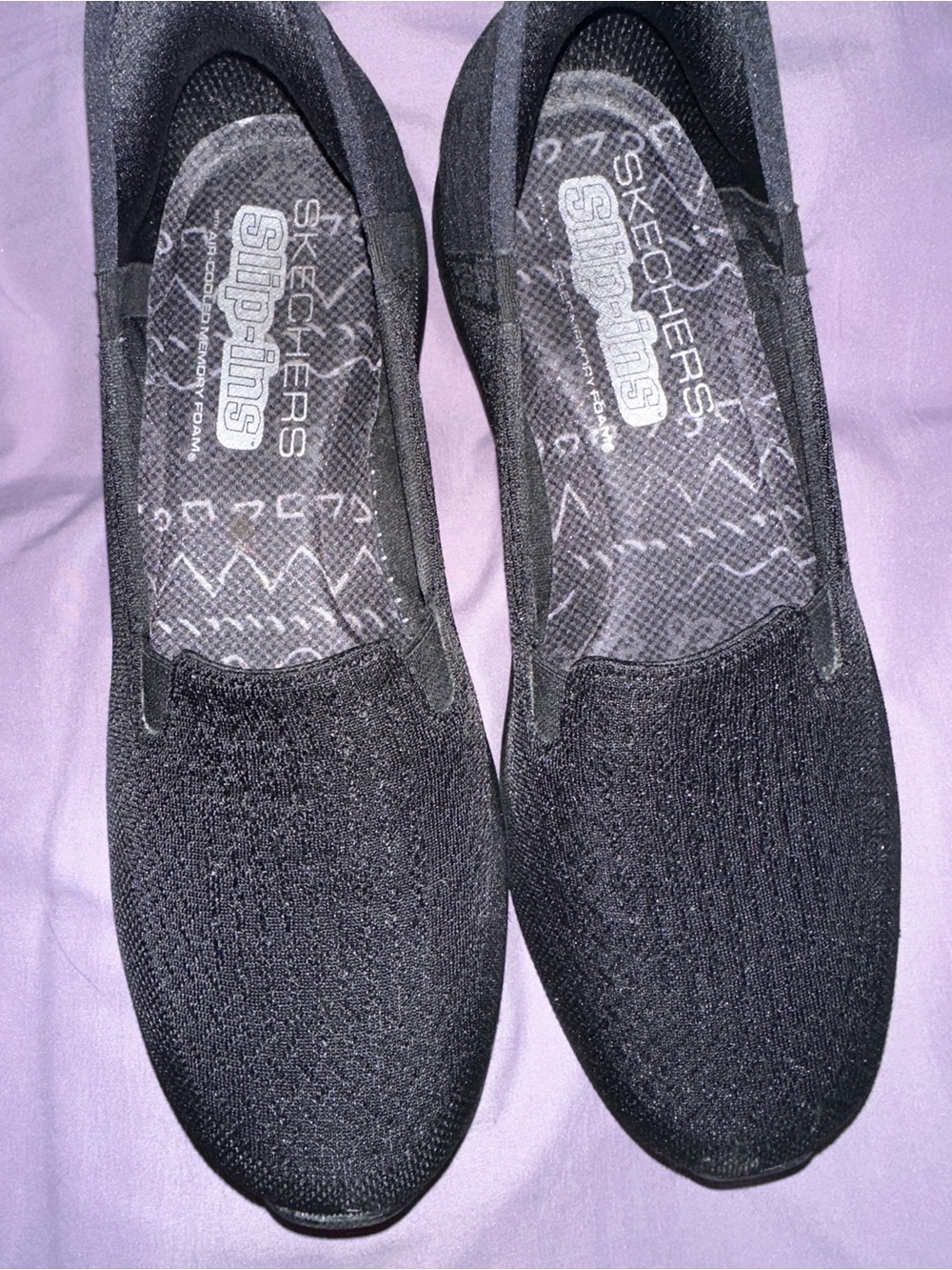 4 pair Skechers Slip-on Women’s Shoes size 7.5 lot of 4 pairs